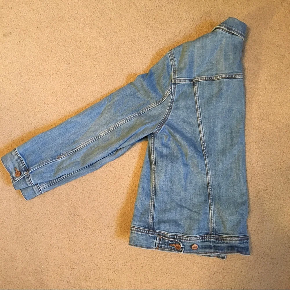 Old Navy Jean Jacket - Picture 6 of 8